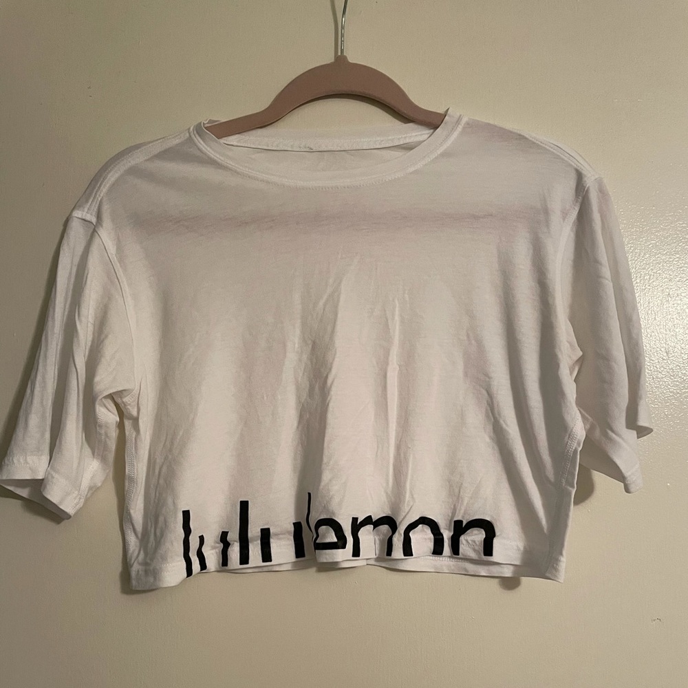 Lululemon Crop T-shirt